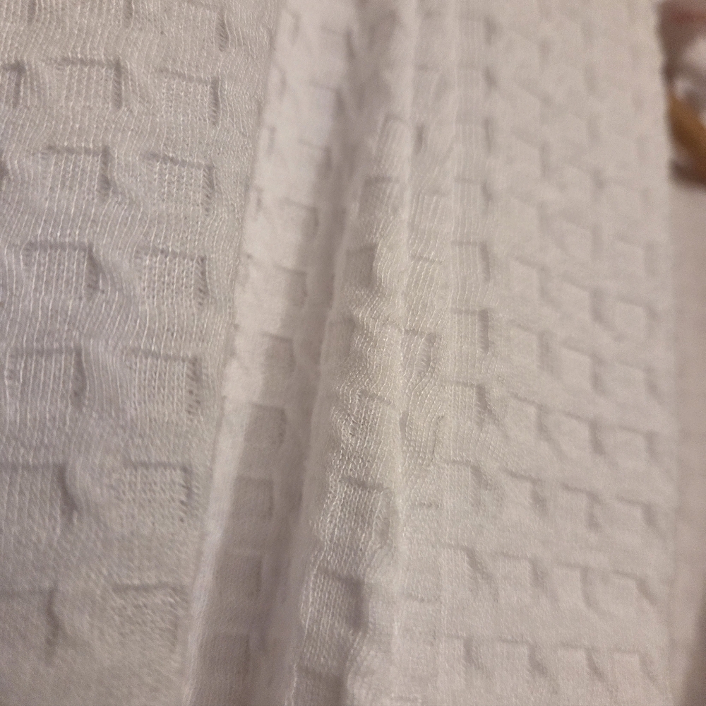 Joyspun Women's White Robe - Picture 4 of 5